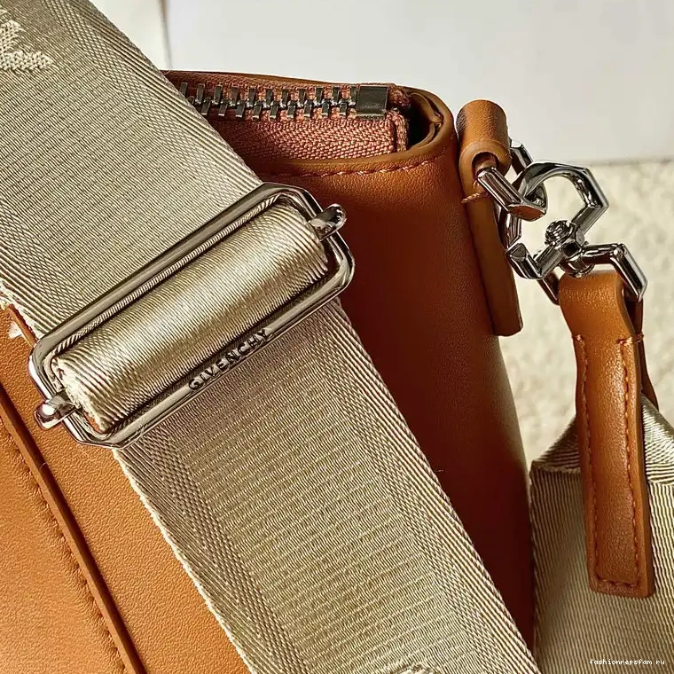Fashionrep Givenchy 2209SW0084 Bag 0514